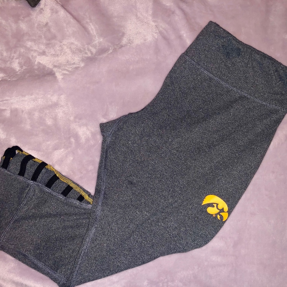 Iowa Hawkeyes Women's Athletic Capri Pants